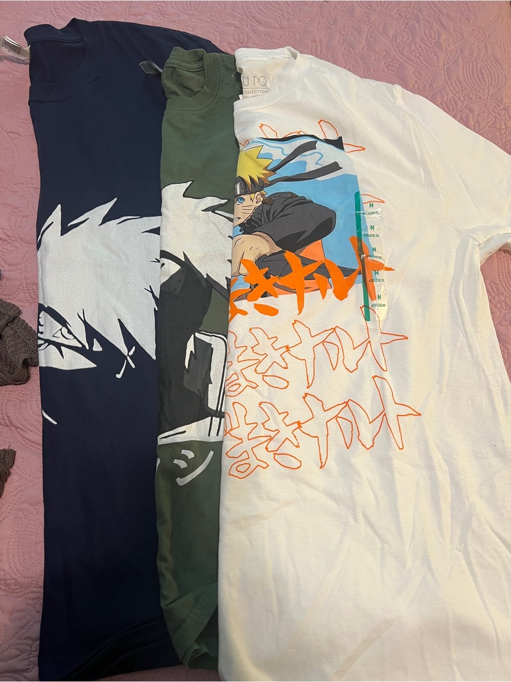 Naruto Graphic Tees LOT M